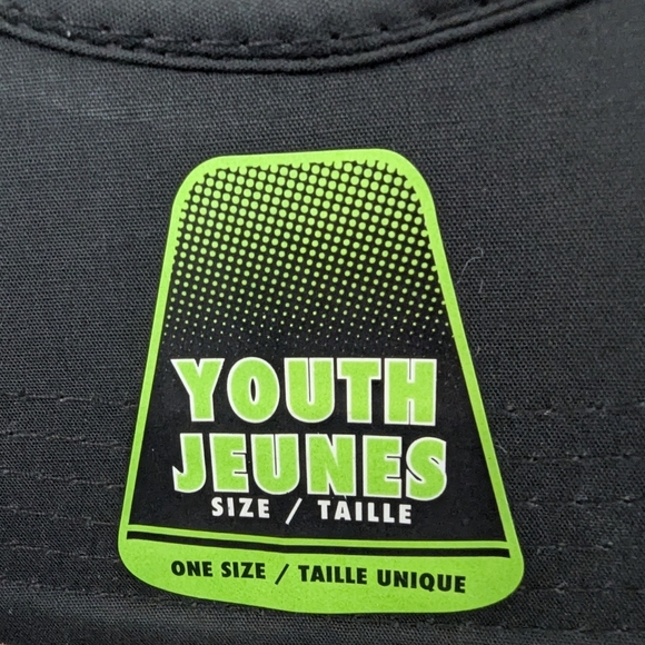 Pokemon Pokeball Emblem Trucker Snapback Youth OS Hat Women's M. NWT - Picture 11 of 14